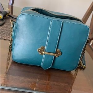 Crossbody purse